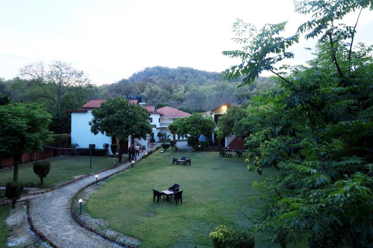 Jim Corbett Resort Ramnagar  Dış mekan fotoğraf